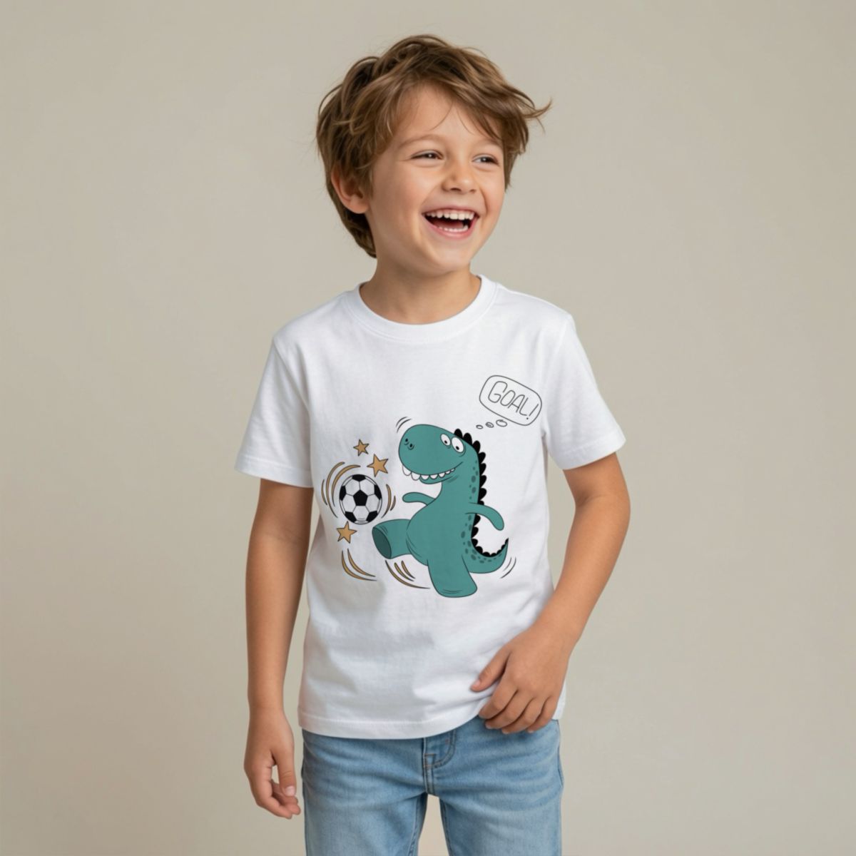 camiseta_dino_juega_al_fútbol_blanco_3