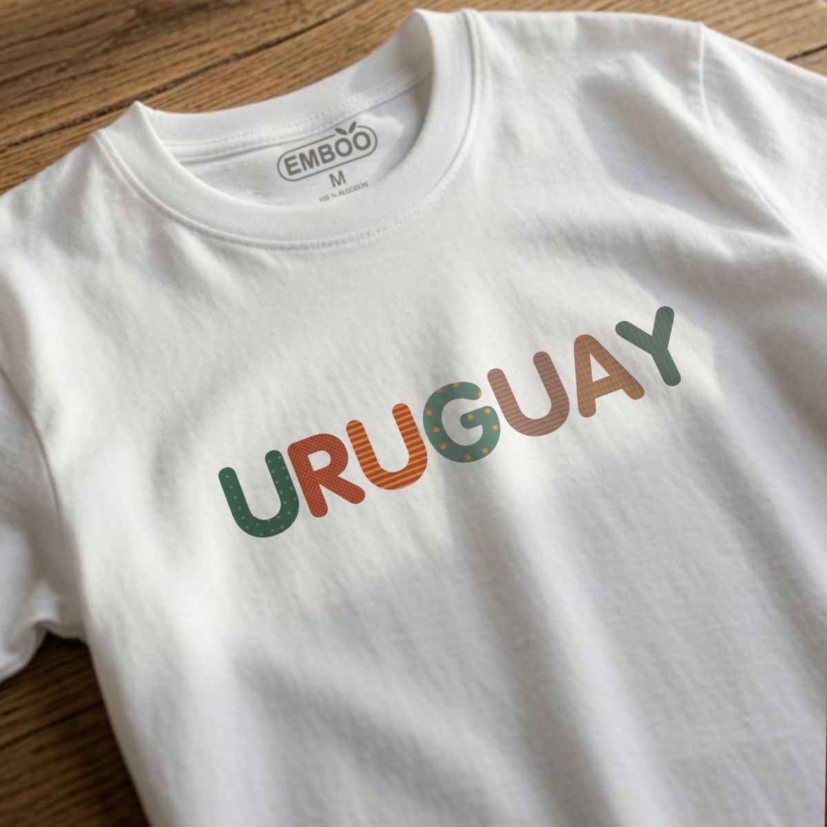 camiseta_uruguay_tipográfico_blanco_2